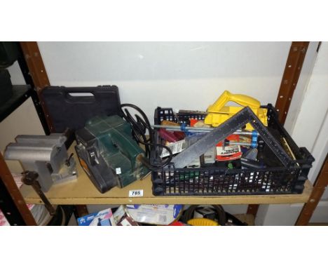A belt sander, vice &amp; other tools &amp; accessories COLLECT ONLY