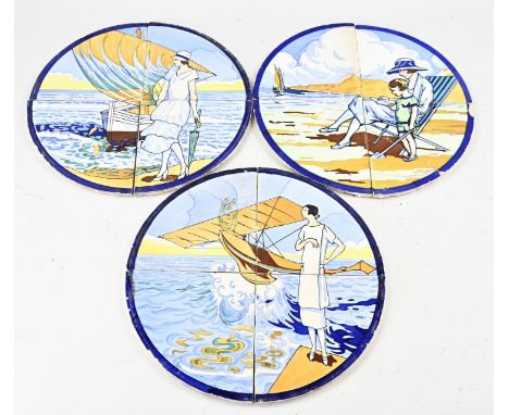 Three antique round tile panels. art nouveau. Circa 1910. 4-Pass. Figure decor. Size: approx. Ø 39 cm. In good condition.