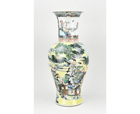 Large Chinese porcelain Family Verte vase with imperial palace/figures decor. Six characters bottom mark + double bottom ring