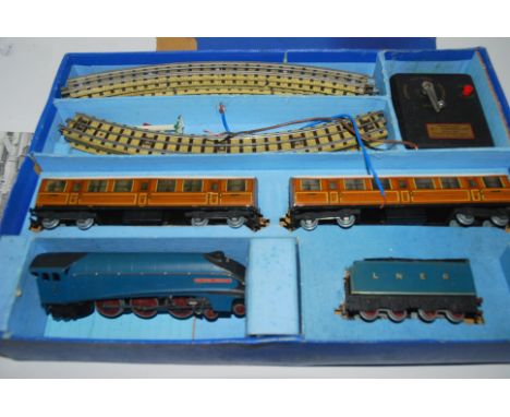 A Hornby Dublo Sir Frank Gresley boxed train set, collection of various accessories etc, a Signalling Equipment Ltd steam eng