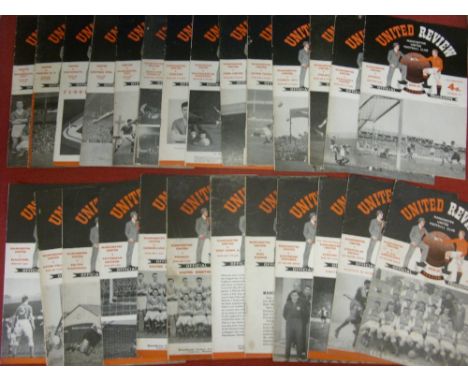 1956/57 Manchester Utd, a collection of 25 home 1956/57 Football Programmes, 21 League (complete), 1 FA Cup (Everton), 4 Euro