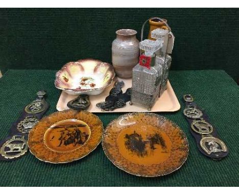 A tray of two decanter tantalus, with decanters and labels, a West German vase, pottery vase, horse brasses etc 