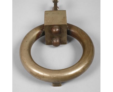 Türklopfer Art déco1920er Jahre, Bronze vernickelt, großer, drehbar gelagerter Ring, mit zwei originalen Befestigungsschraube