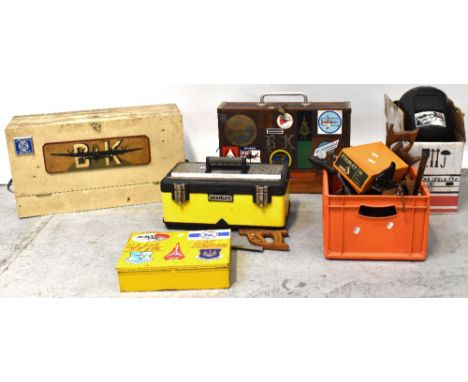 A large quantity of vintage and contemporary hand tools to include Stanley planes, Spear &amp; Jackson saws, E. Atkinson &amp