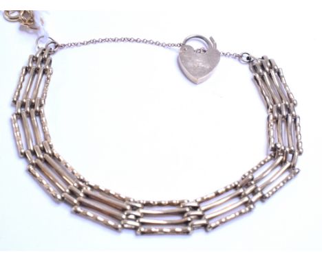 A 9ct gold gate link bracelet, with padlock clasp, and a 9ct gold rope twist bracelet, approx. 15.8 g (2)