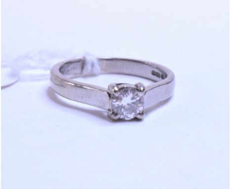 An 18ct white gold and solitaire diamond ring, approx. ring size K½   Condition report  Approx. 4.0 g (all in), stone approx.