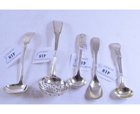 A silver fiddle and thread pattern sugar sifter, with the Reid of Seabank crest and motto, William Eley & William Fearn, Lond