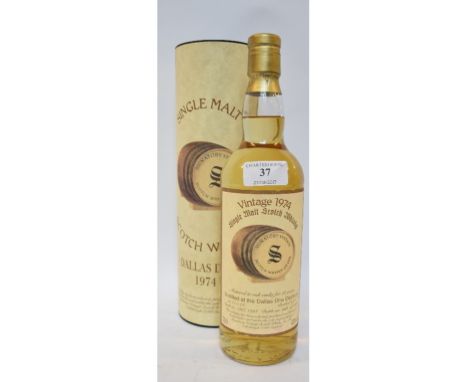 A bottle of Signatory Vintage single malt Scotch whisky, 1974, bottled 1992, Dallas Dhu Distillery, aged 18 years, 43% vol, w