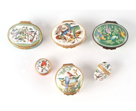 Six Halcyon enamel boxes with bird theme decoration (6).