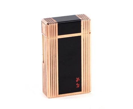 A Du Pont Paris Laque de Chine petrol lighter complete with original box.