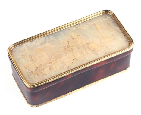 A fine quality early 19th century Chinese mother of pearl tortoiseshell and yellow metal (test as gold) mounted box, the top 