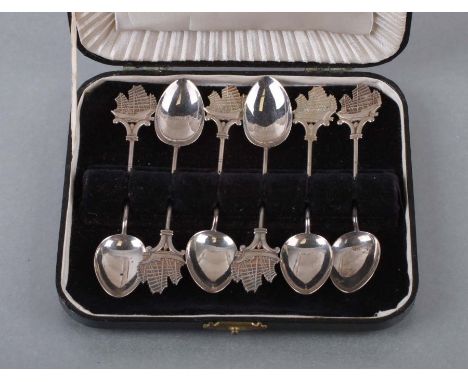 A boxed set of Chinese silver teaspoons.