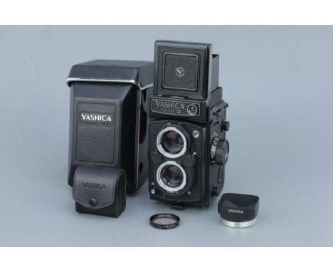 A Yashica Mat-124G Medium Format TLR Camera, with Yashinon f/3.5 80mm lens, body, VG-E, shutter working, lens, G-VG, some lig