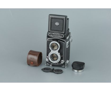 A Minolta Autocord TLR Medium Format Camera, with Rokkor f/3.5 75mm lens, body, VG, shutter working, lens, VG, some light int