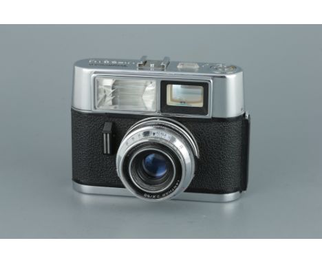 A Voigtlander Vitrona Camera, with Lanthar f/2.8 50mm lens, body, G, shutter working, lens, G, some light internal haze