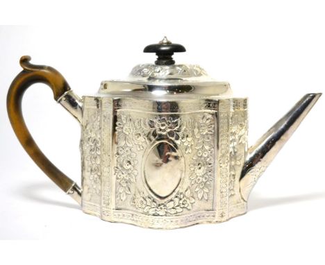 A George III silver teapot by Hester Bateman      14.9ozt. Lid hinge strengthened and repaired. Overall signs of wear to repo