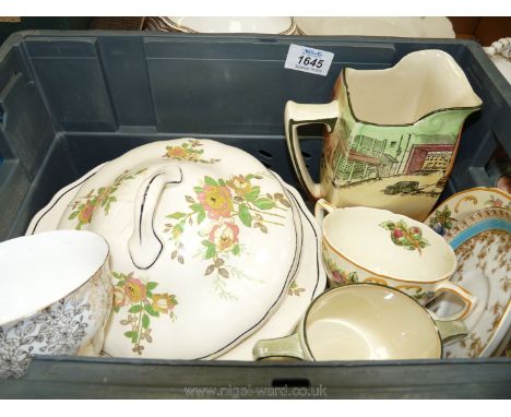 A quantity of china to include; two Royal Doulton 'Rosslyn' pattern vegetable dishes with lids, Royal Doulton soup bowl &amp;
