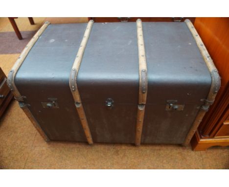 Large vintage travel trunk 