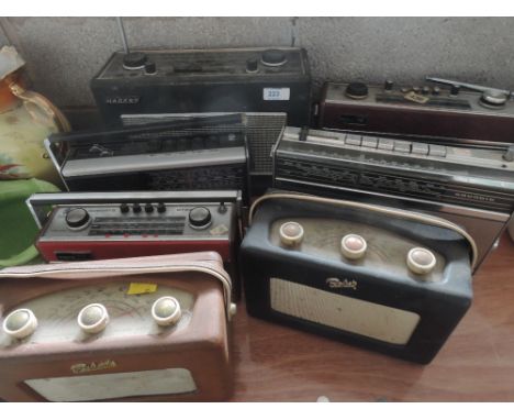 A selection of vintage Roberts radios etc