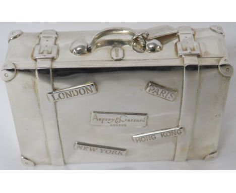 Asprey &amp; Garrard silver trinket box modelled as a suitcase, marks for Birmingham, 1999, and maker's mark, dimensions abou