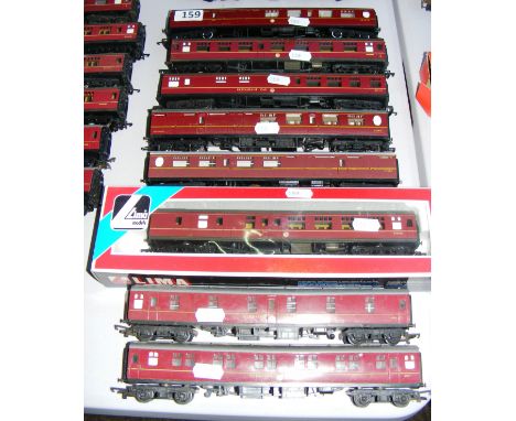Six coaches, including a boxed Lima example.