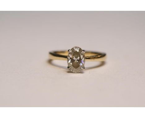 18ct Gold Ladies Oval Facetted Diamond ring 1.00ct claw set size K. 2.8g total weight 