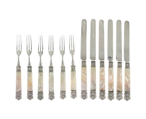 A good Victorian silver and mother-of-pearl handled fruit knife and fork set for six. With silver blades, forks and mounts, t