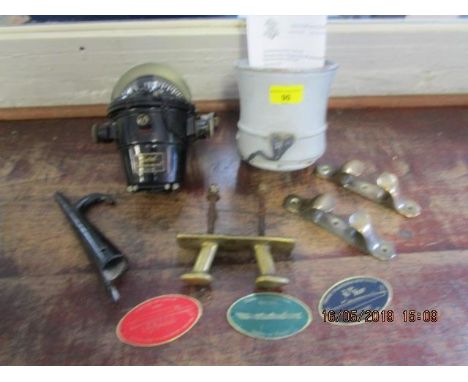 A mixed lot to include a 1930s Sestrel compass, a Magnetti Marelli car horn, Thames Traditional Boat Rally badges and brass b