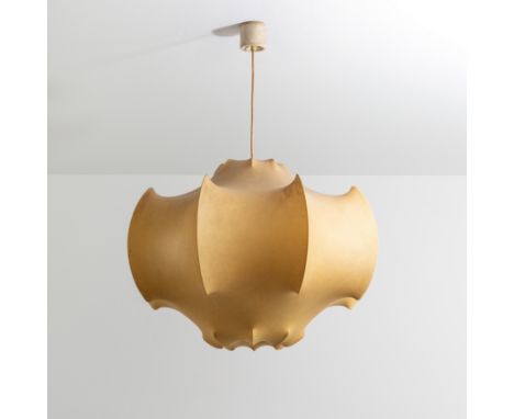 Lampada a sospensione mod. Viscontea. Metallo smaltato, cocoon. Produzione Flos anni '60.cm 90x68Buone condizioni. Cocoon int