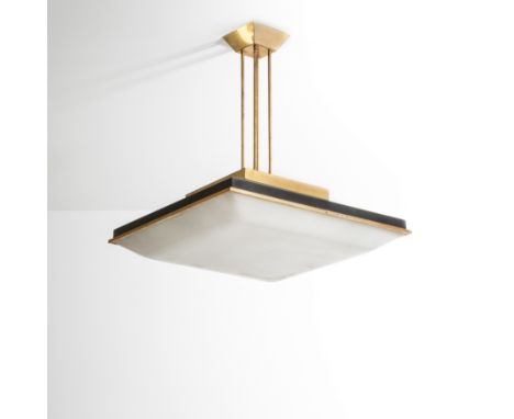 Lampada a sospensione. Ottone, perspex opalino, metallo smaltato. Italia anni '60.cm 76x64x64Buone condizioni generali, trasc
