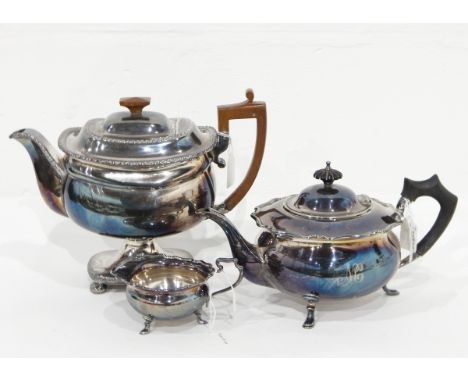 A quantity of silver plate to include pedestal teapot, further teapot, milk jug and an etched glass claret jug with silver pl