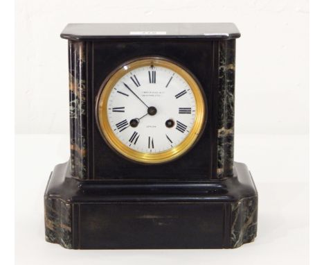 A Mercer Cuss & Co, 522 Oxford Street mantel clock with eight-day movement and striking, 23cm high 