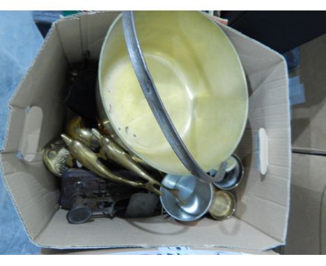 A quantity of metalware including brass jam pan, fireguard, bellows, etc. (2 boxes) 