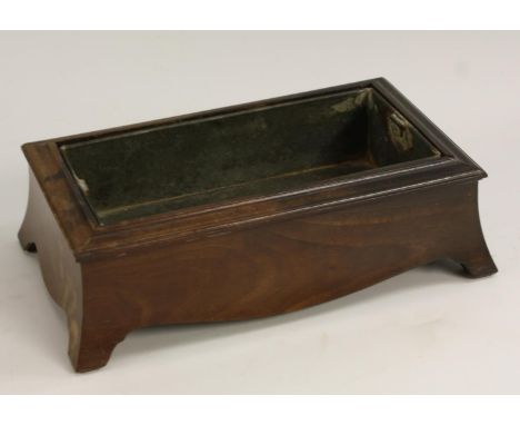 A 19th century mahogany rectangular table jardiniere, shaped apron, outswept bracket feet, zinc liner, 29cm wide, c.1890 