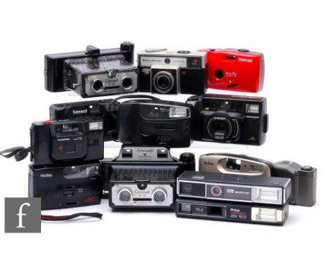 An assorted collection of 1980s cameras, to include Halina Easy Vision Motors, Halina Vision Snapz, Panorama Wide Pic Panoram