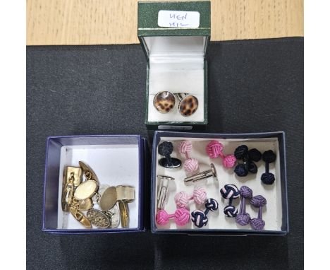 QUANTITY OF VINTAGE CUFF LINKS, FAUX TORTOISE SHELL ETC     