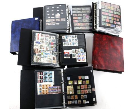 Great Britain First Day Covers from 1966 - 2013 in 12 Albums with Commemoratives and Definitives, high values, with some bett