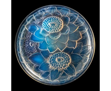  RENÉ LALIQUE (1860-1945) TROIS DAHLIAS BOX, NO. 46 designed 1922opalescentmoulded R. LALIQUE(2) 20.5cm (8 ¼in) diameter   