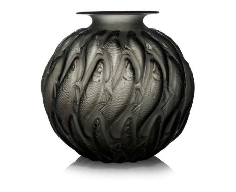  RENÉ LALIQUE (1860-1945) MARISA VASE, NO. 1002 designed 1927grey, and white stainedengraved R. Lalique France 22.9cm (9in) h