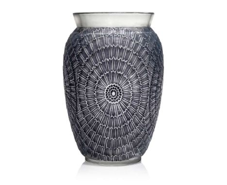  RENÉ LALIQUE (1860-1945) SOLEILS VASE, NO. 10-901 designed 1936clear, frosted and blue stainedstencilled R. LALIQUE FRANCE 2