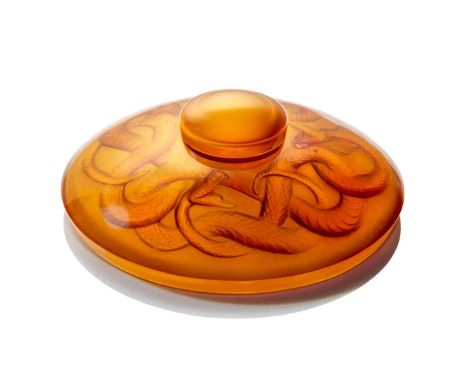  RENÉ LALIQUE (1860-1945) SERPENTS INKWELL, NO. 432 designed 1920amberengraved R. Lalique(2) 16.2cm (6 3/8in) diameter   