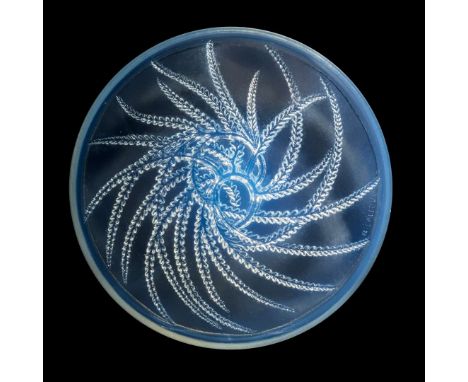  RENÉ LALIQUE (1860-1945) QUATRE FLACONS BOX,   HOUBIGANT – 2 designed 1928opalescent cover, cardboard and silk box, with int