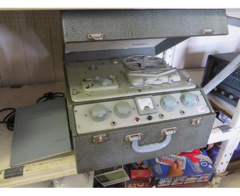 A Ferrograph Type 4A with instruction manual. Working condition 