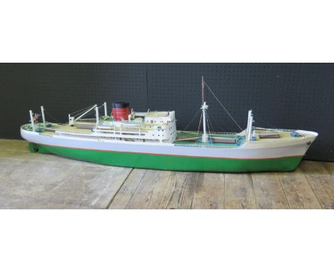 PORT ADELAIDE 1951, built by R &amp; W Hawthorn, Leslie &amp; Co. Ltd. _ Radio Controlled Ship's Model, 139cm. Not tested 