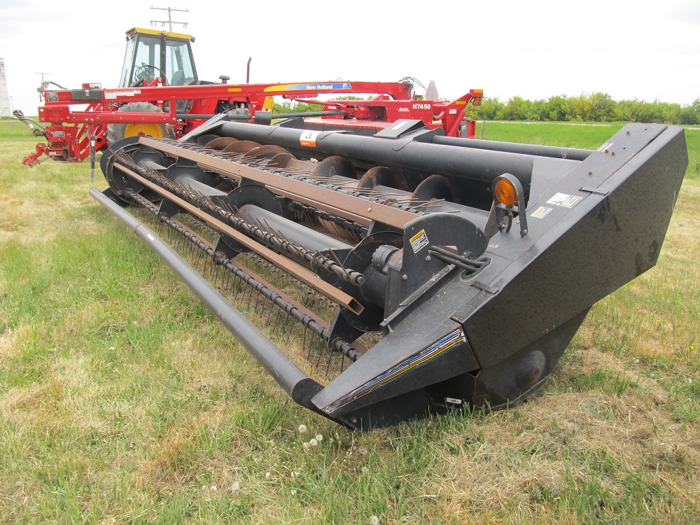 MACDON 920 HAY HEADER; 16 Feet, Steel Crimpers (Dan Vandenhurk 306634