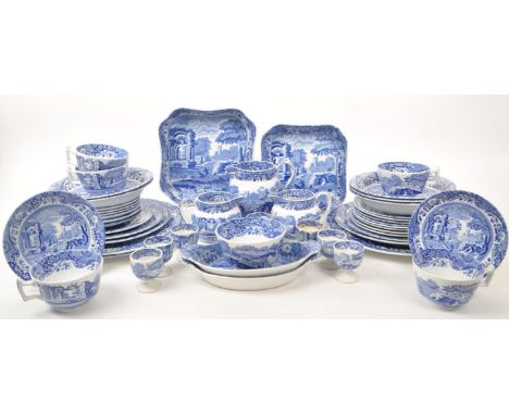Copeland - Spode's Italian - A collection of 20th-century ceramic dinner services, to include: dinner plates, side plates, tu