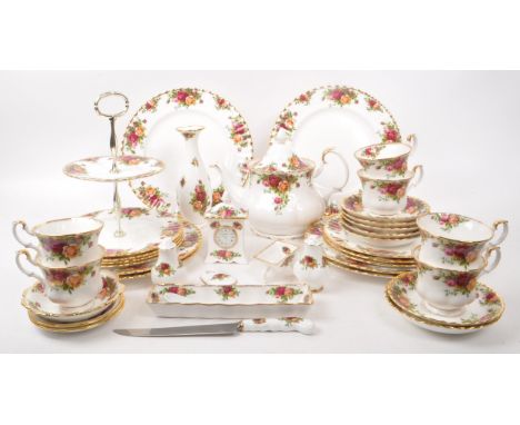 Royal Albert - Old Country Roses - A collection of vintage 1960s bone china tea service pieces, to include: a teapot, two-tie