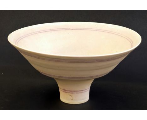 Lucie Rie (1902-1995, Austrian/British)
Large porcelain footed bowl (circa 1982)
Porcelain bowl, of flared conical form, in m