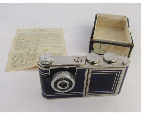 1950s Kunik Walter Petie vanity sub-miniature camera&nbsp;in chrome and blue enamel finish, with original box and instruction