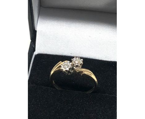 9ct gold diamond  ring (2.5g) 